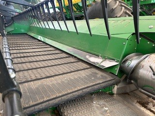 2023 John Deere RD40F Header Combine