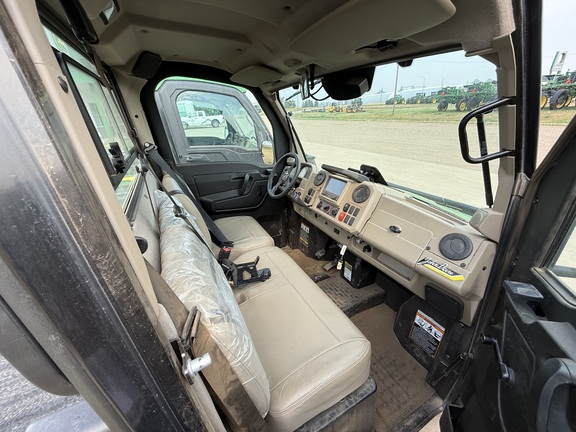 2024 John Deere XUV 835R ATV