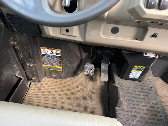 2024 John Deere XUV 835R ATV