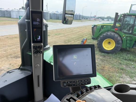 2018 John Deere 9470R Tractor 4WD