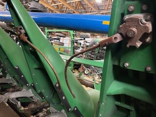 2010 John Deere 608C Header Corn Head