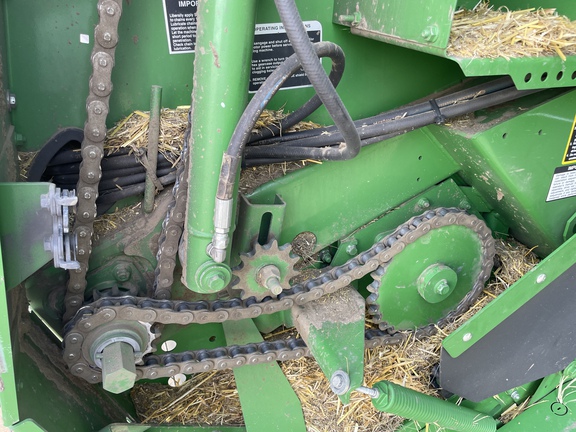 2020 John Deere 560M Baler/Round