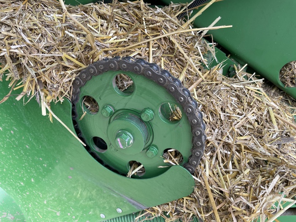 2020 John Deere 560M Baler/Round