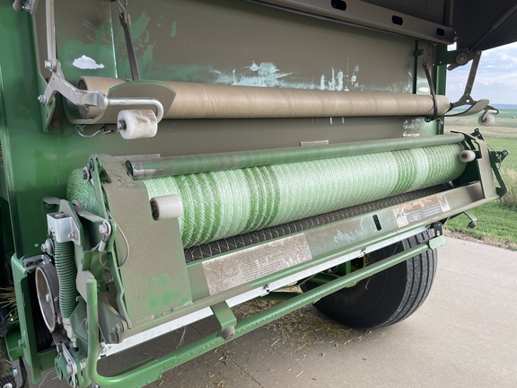 2020 John Deere 560M Baler/Round