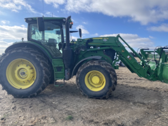 2022 John Deere 6175R Tractor