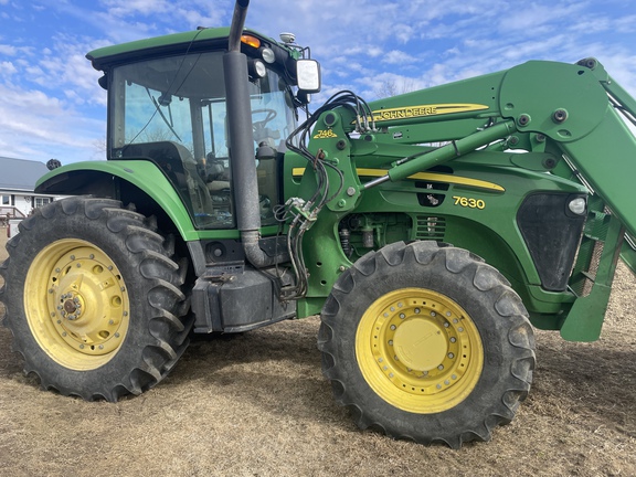 2011 John Deere 7630 Tractor
