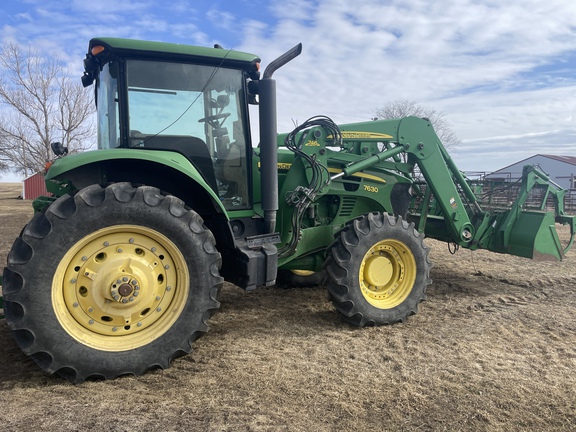 2011 John Deere 7630 Tractor