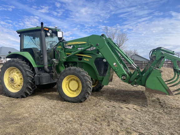 2011 John Deere 7630 Tractor