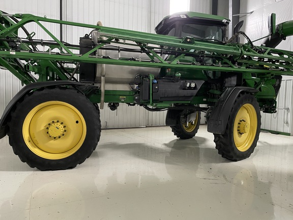 2023 John Deere 410R Sprayer/High Clearance
