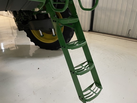 2023 John Deere 410R Sprayer/High Clearance