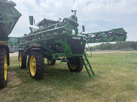 2023 John Deere 410R Sprayer/High Clearance