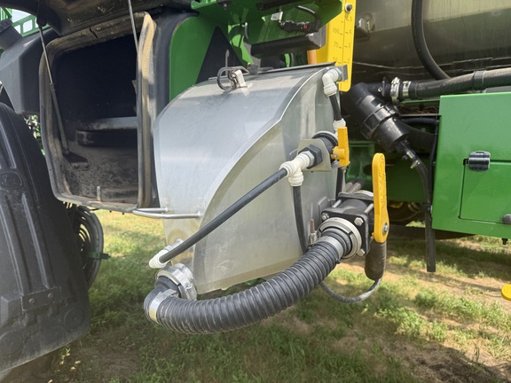 2023 John Deere 410R Sprayer/High Clearance