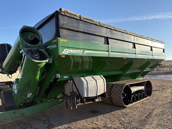 2022 Brent 2596 Grain Cart