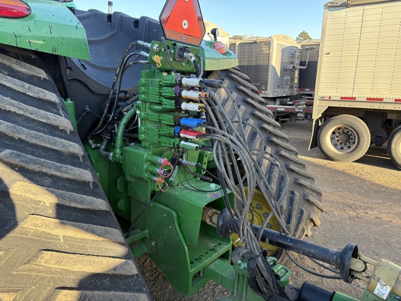 2022 Brent 2596 Grain Cart