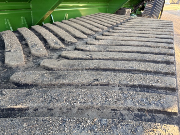 2022 Brent 2596 Grain Cart