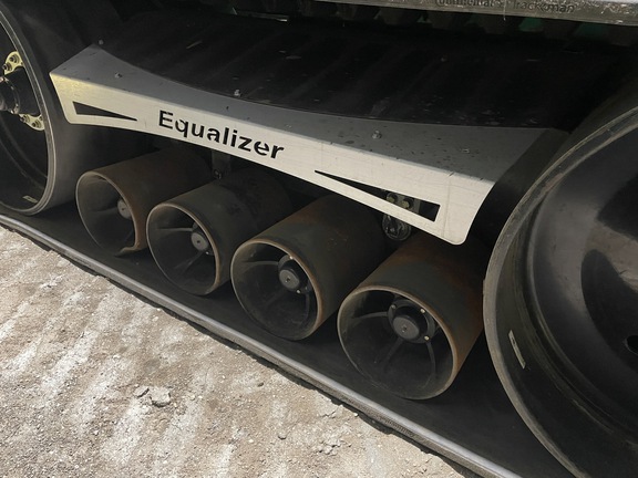 2022 Brent 2596 Grain Cart