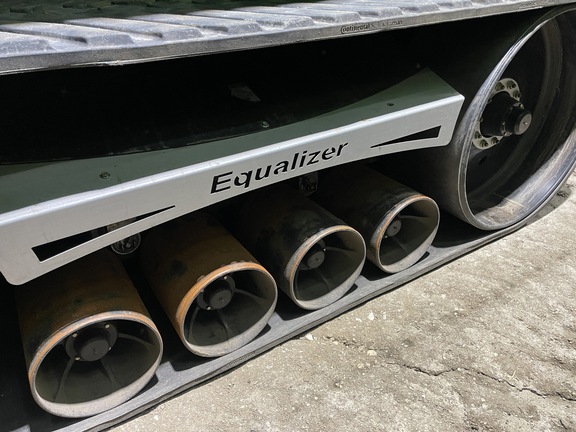 2022 Brent 2596 Grain Cart