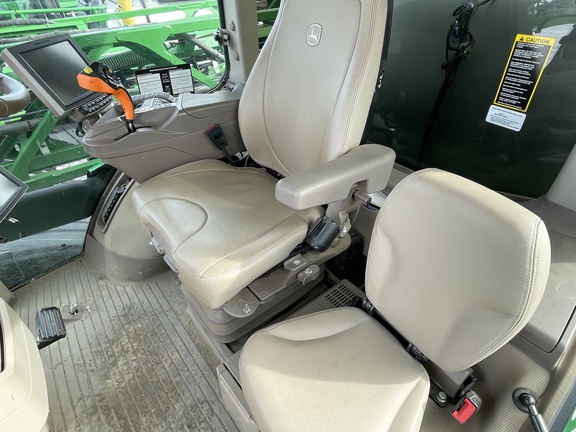 2021 John Deere R4045 Sprayer/High Clearance