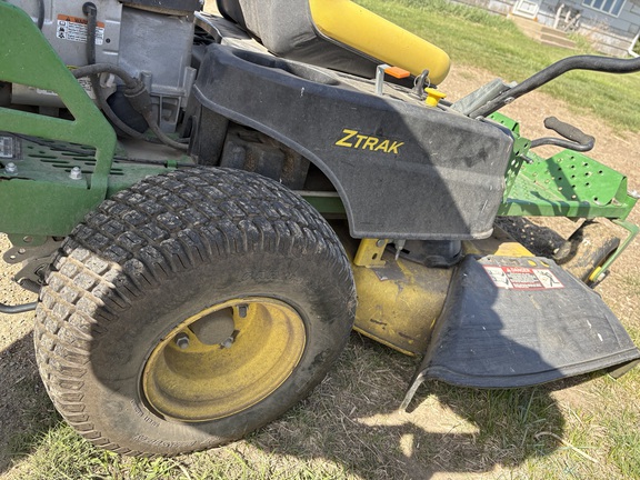 2017 John Deere Z335E Mower/Zero Turn