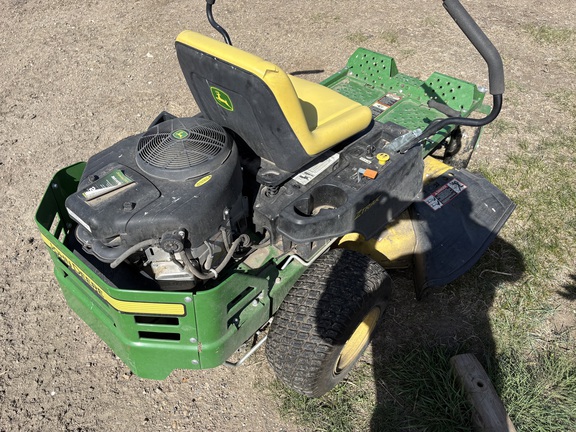 2017 John Deere Z335E Mower/Zero Turn