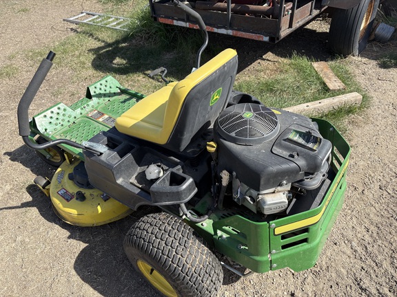 2017 John Deere Z335E Mower/Zero Turn
