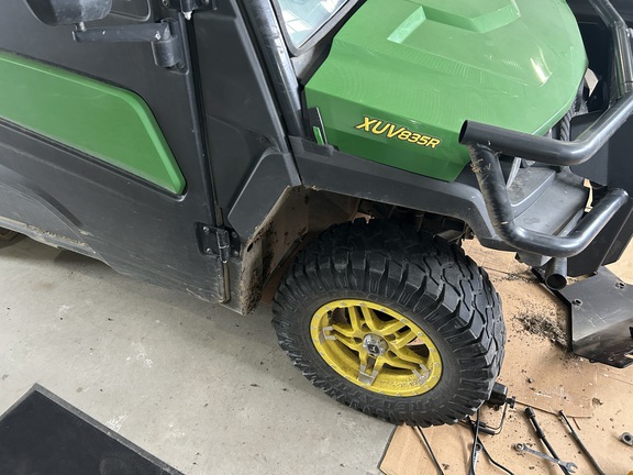 2022 John Deere XUV 835R ATV
