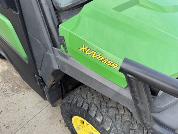 2022 John Deere XUV 835R ATV