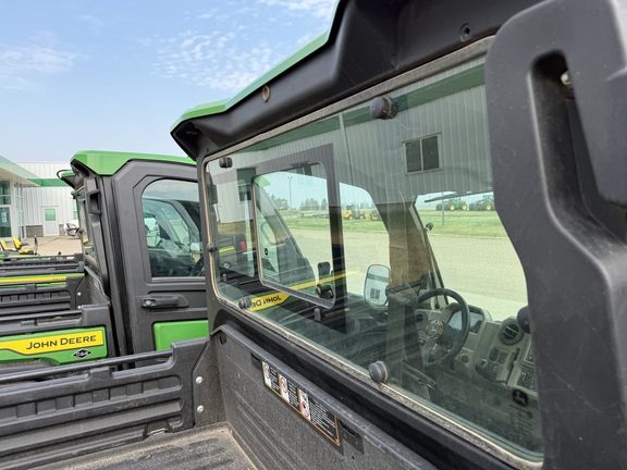 2022 John Deere XUV 835R ATV