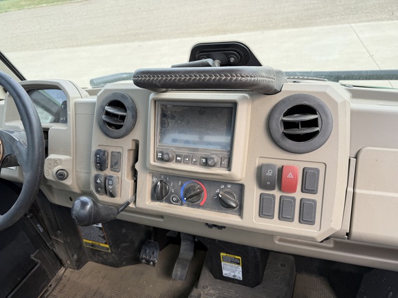 2022 John Deere XUV 835R ATV