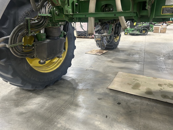 2022 John Deere 612R Sprayer/High Clearance