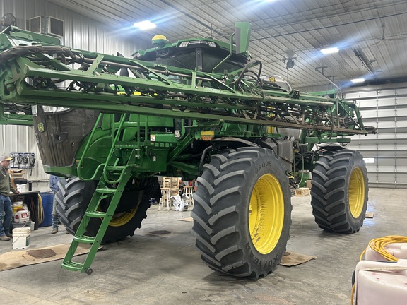 2022 John Deere 612R Sprayer/High Clearance