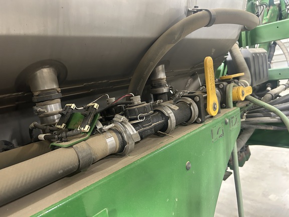 2022 John Deere 612R Sprayer/High Clearance