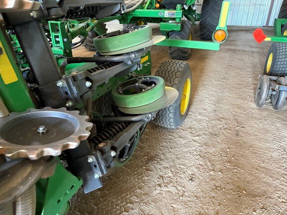 2023 John Deere N550 Air Seeder