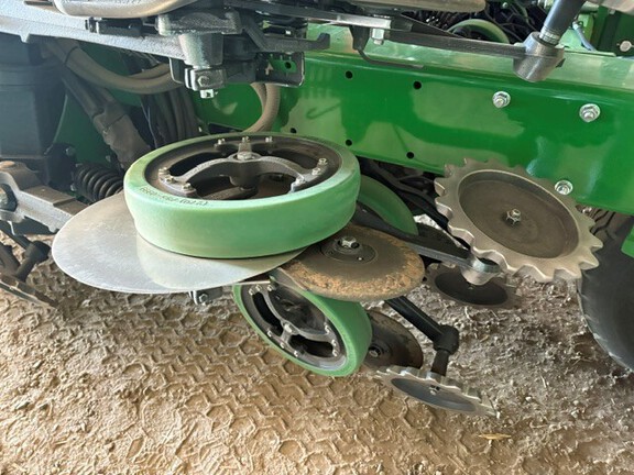 2023 John Deere N550 Air Seeder