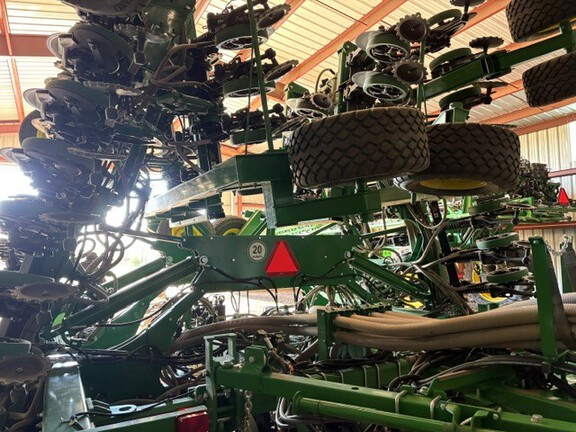 2023 John Deere N550 Air Seeder