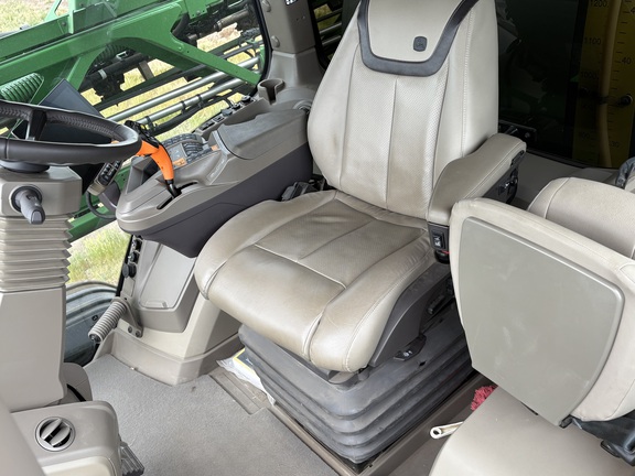 2025 John Deere 616R Sprayer/High Clearance