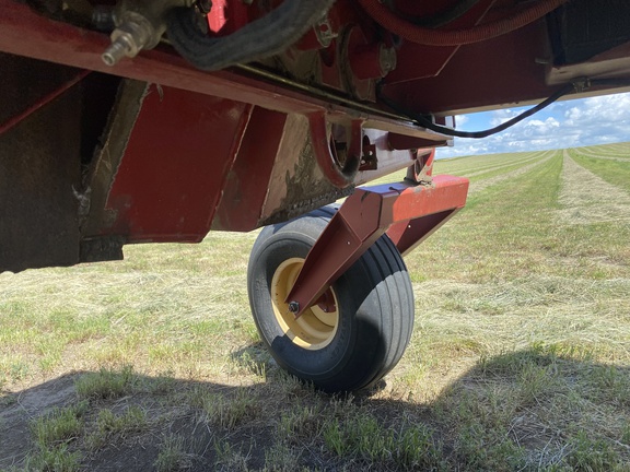 2014 New Holland Speedrower 240 Windrower