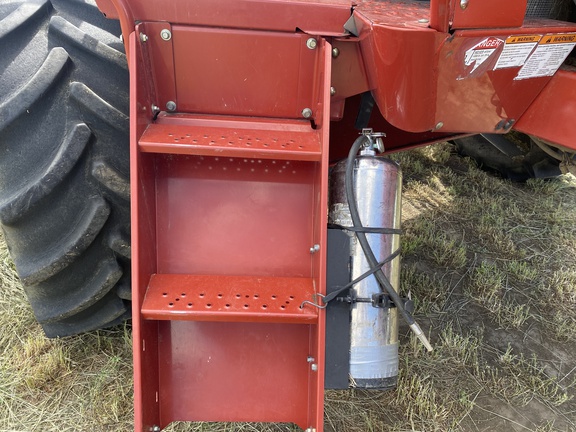 2014 New Holland Speedrower 240 Windrower