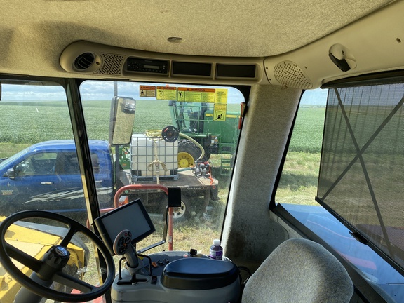 2014 New Holland Speedrower 240 Windrower