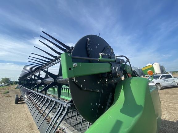 2020 John Deere 745FD Header Combine