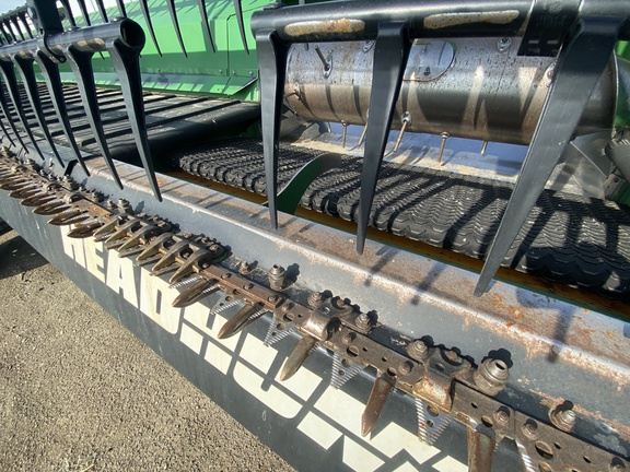 2020 John Deere 745FD Header Combine