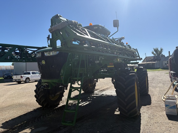 2015 John Deere R4038 Sprayer/High Clearance