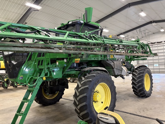 2023 John Deere 412R Sprayer/High Clearance