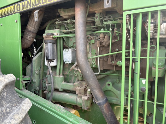 1994 John Deere 8870 Tractor 4WD
