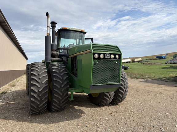 1994 John Deere 8870 Tractor 4WD