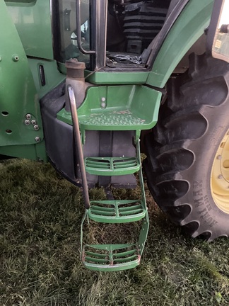 2007 John Deere 7630 Tractor