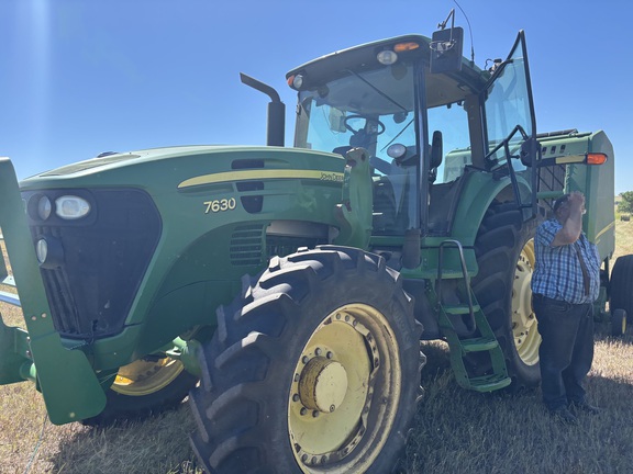 2007 John Deere 7630 Tractor