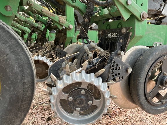 2009 John Deere DB60 Planter