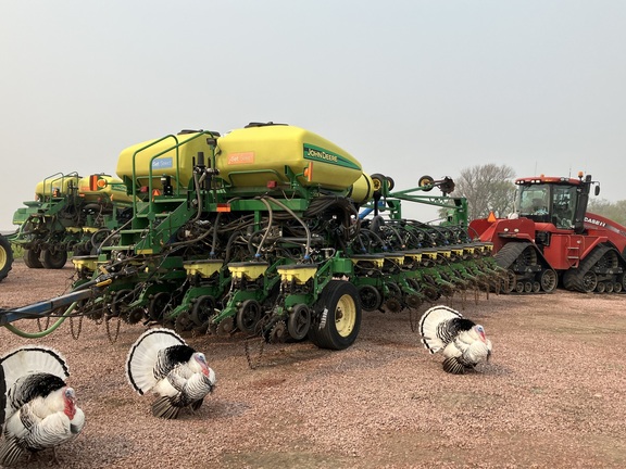 2009 John Deere DB60 Planter