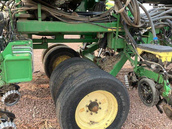 2009 John Deere DB60 Planter